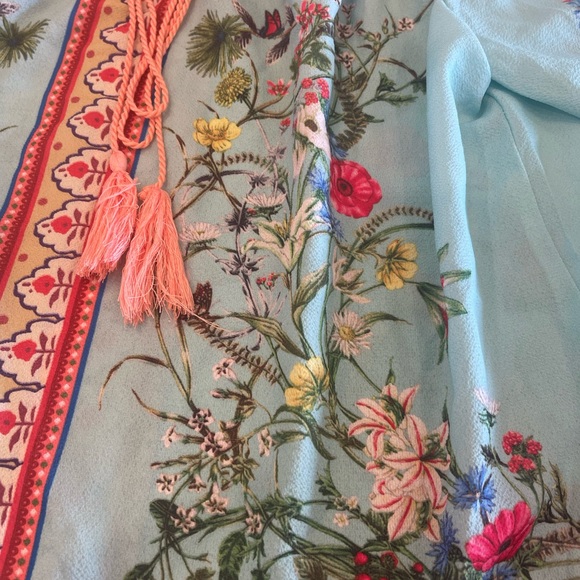 Umgee Women Size M Aqua Floral Peasant Blouse Boho Off the Shoulders Bell Sleeve - Picture 4 of 7